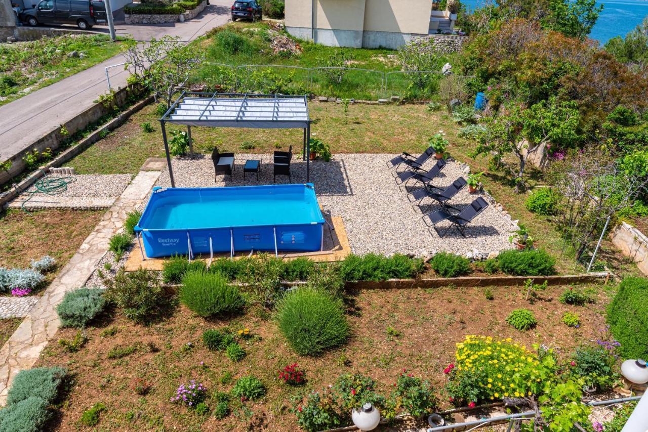 Apartment Sea And Mountain With Pool Novigrad  Ruang foto